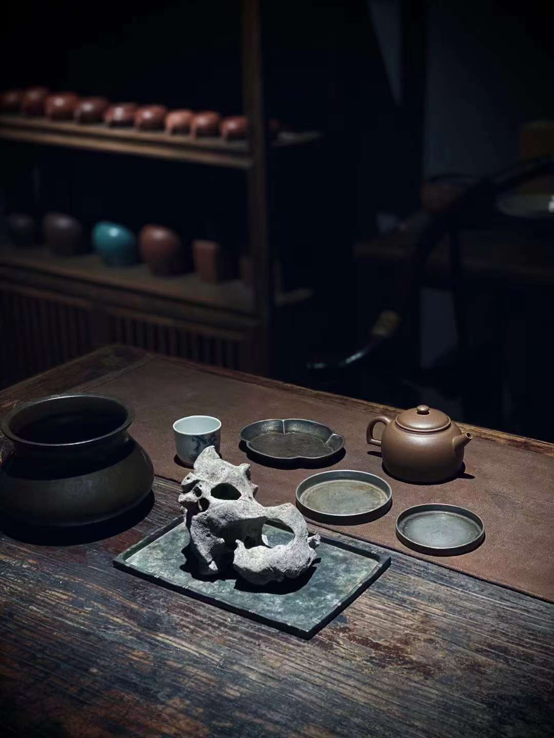 Mugu Teapots