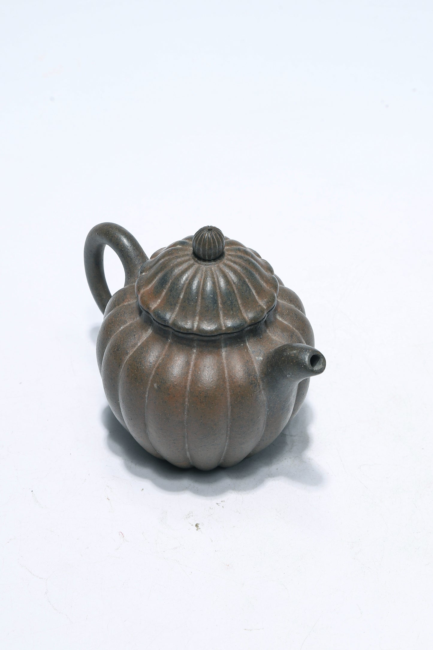 “Chrysanthemum Petal” Teapot