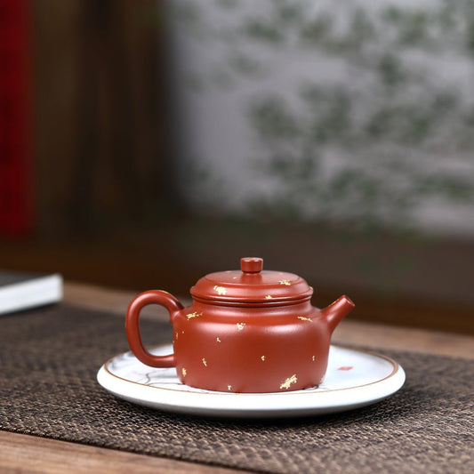 “DeZhong”teapot